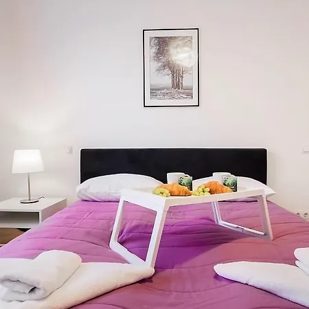 Residential Barona In Centre Appartement Riga