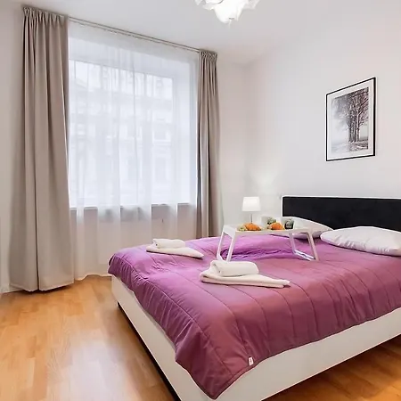 Residential Barona In Centre Appartement Riga
